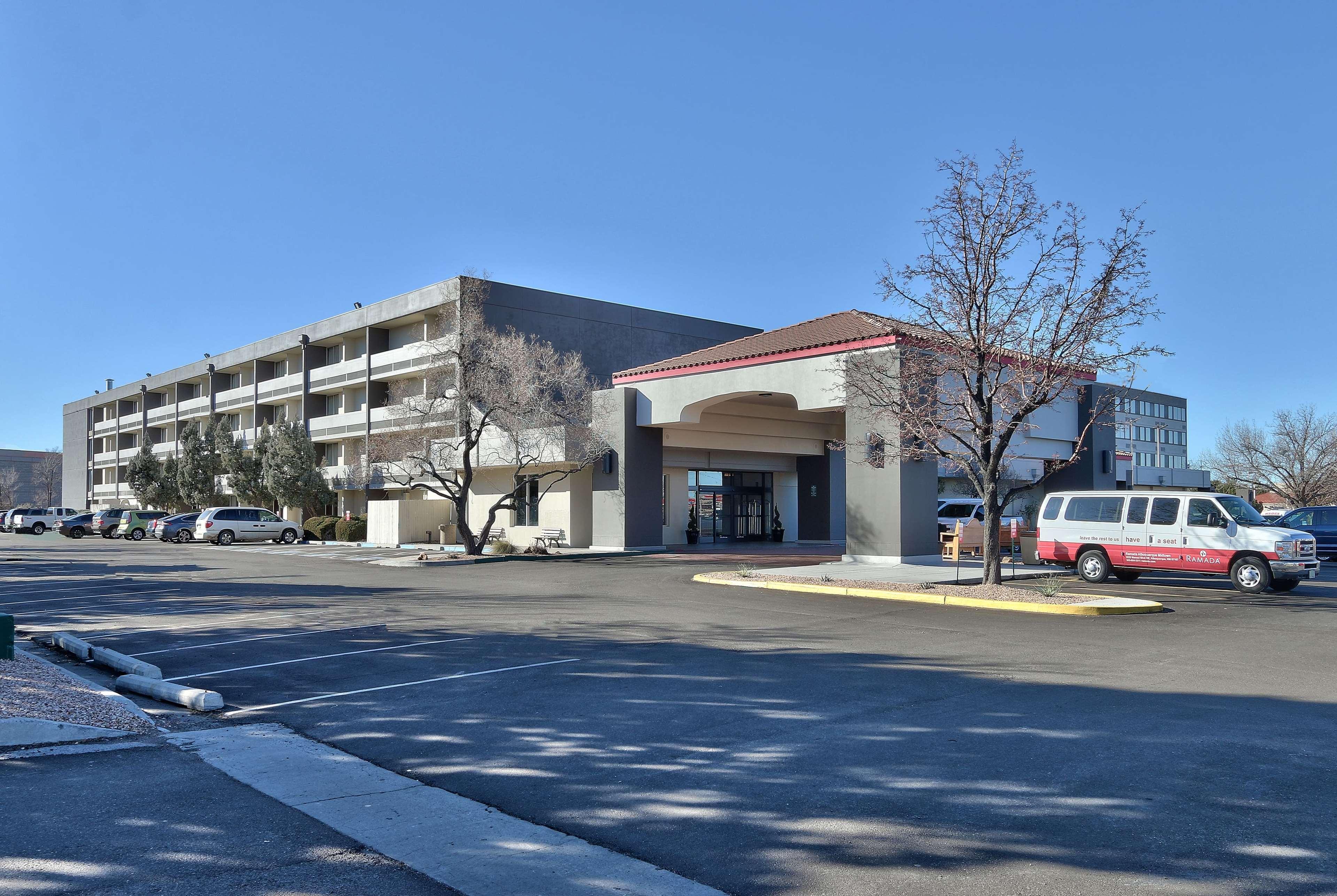 Ramada By Wyndham Albuquerque Midtown Hotell Eksteriør bilde
