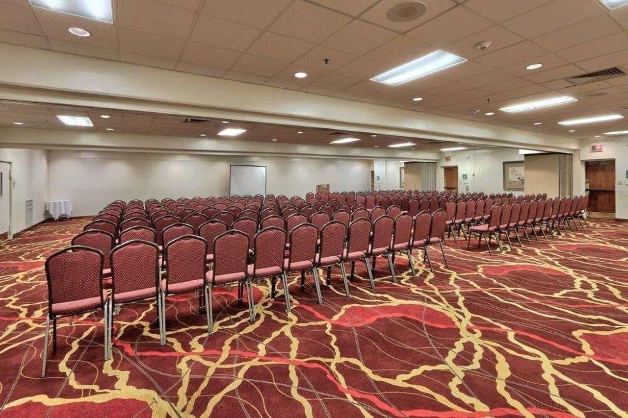 Ramada By Wyndham Albuquerque Midtown Hotell Eksteriør bilde